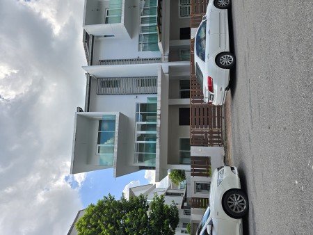 Semi D For Sale at Taman Puncak Saujana