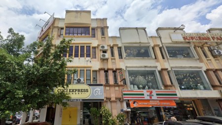 Shop Office For Sale at Kota Damansara