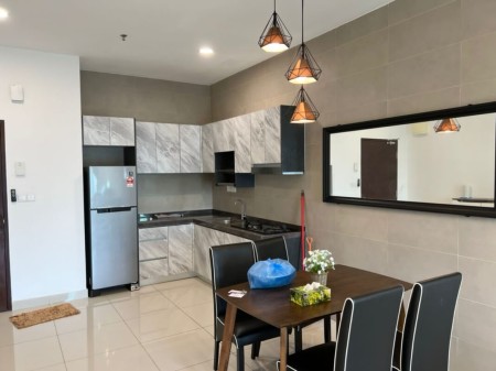 Condo For Rent at South View