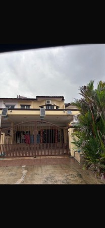 Terrace House For Sale at Bangi Avenue