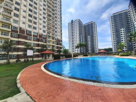 Condo For Rent at Unipark Condominium