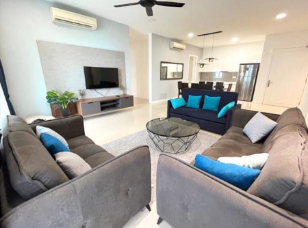 Condo For Rent at Pelangi Condominium