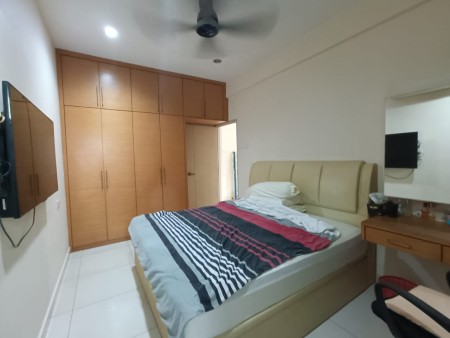 Condo For Sale at Arratoon Court