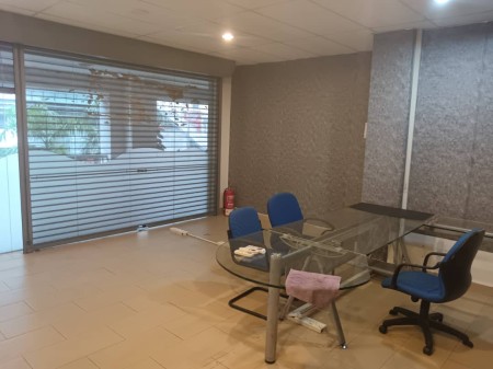 Shop Office For Rent at Queen's Avenue