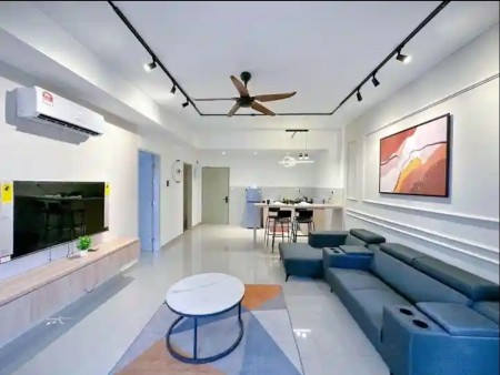 Apartment Room for Rent at G Residence