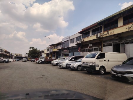 Terrace Factory For Rent at Ehsan Jaya Industrial Park