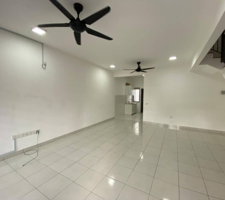 Terrace House For Rent at Bandar Bukit Raja