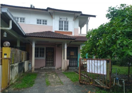 Terrace House For Sale at Bandar Puncak Alam