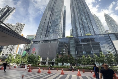 Shop Office For Sale at Megan Avenue 2