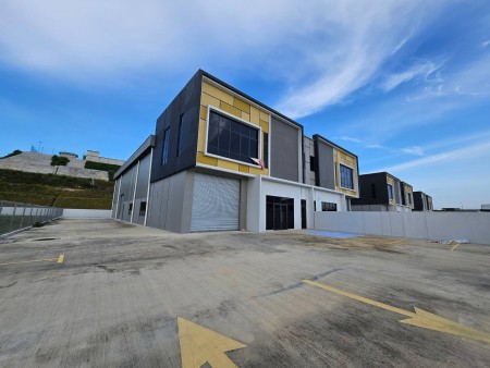 Detached Warehouse For Rent at Bandar Puncak Alam