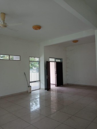 Apartment For Sale at Taman Anggerik Villa