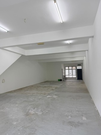 Shop For Rent at Taman Puncak Jalil