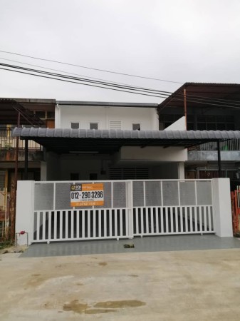 Terrace House For Sale at Taman Pekan Baru