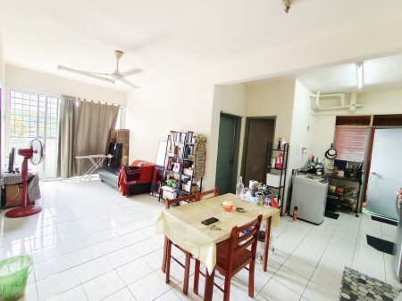 Apartment For Sale at Putra Impian Apartment