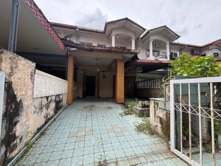 Terrace House For Sale at Taman Desa Serdang