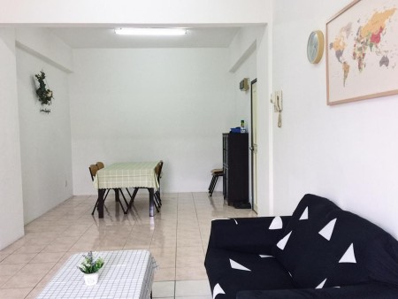Condo For Rent at Evergreen Park Acorn & Hazel