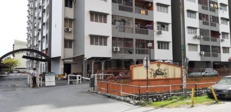 Apartment For Auction at Sri Camellia Apartment