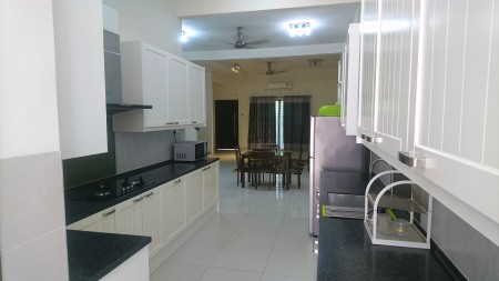 Terrace House For Rent at Pentas