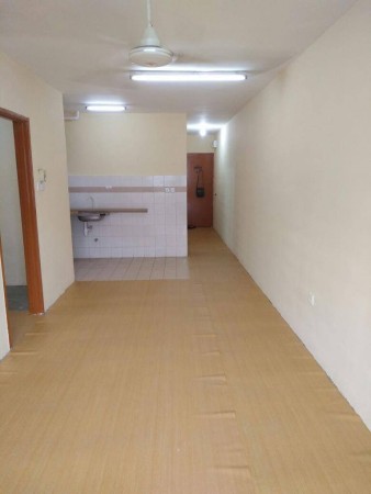 Apartment For Sale at Flora Damansara Apartment