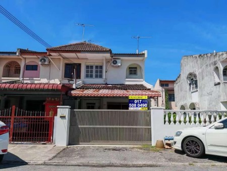 Terrace House For Sale at Taman Pelangi