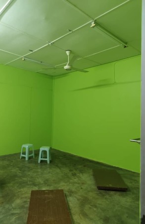 Shop Office For Rent at Banting Business Centre