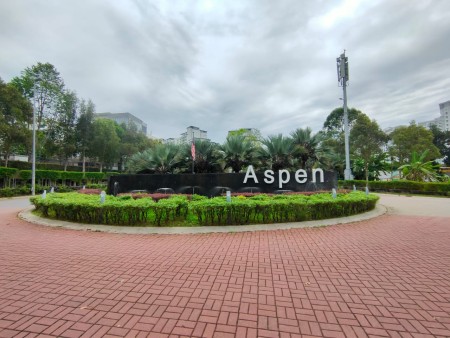 Bungalow House For Sale at Aspen Garden Residence