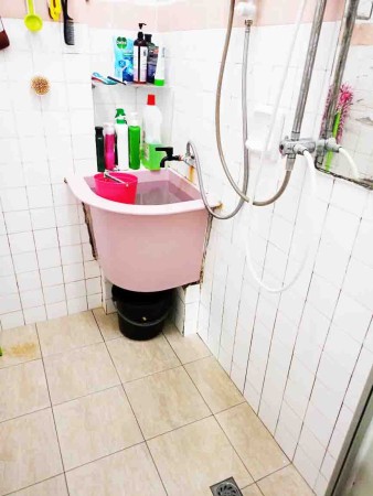 Apartment For Sale at Taman Lone Pine