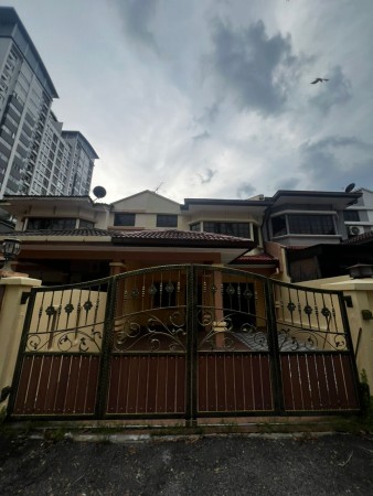 Terrace House For Sale at Kota Damansara
