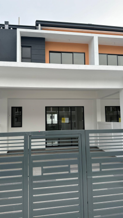Terrace House For Rent at Kota Kemuning