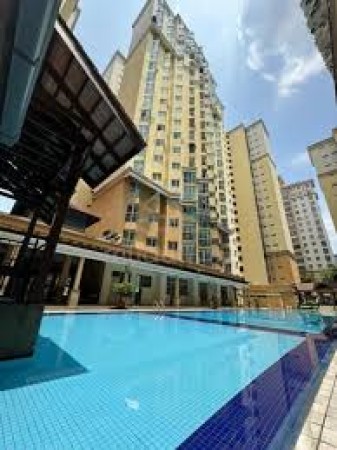 Condo For Sale at Sri Jati II