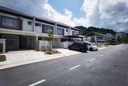 Terrace House For Sale at Belian @ Greenwoods