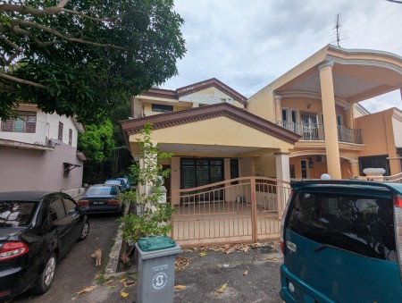 Terrace House For Rent at Taman Cheng Perdana