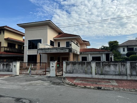 Bungalow House For Sale at Bandar Baru Sri Klebang