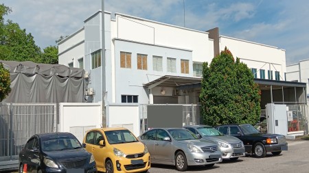 Semi-D Factory For Rent at Taman Perindustrian Puchong