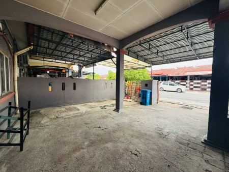 Terrace House For Sale at Section 30