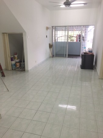 Townhouse For Rent at Taman Lagenda Mas