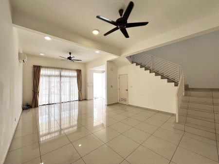 Terrace House For Rent at Horizon Hills