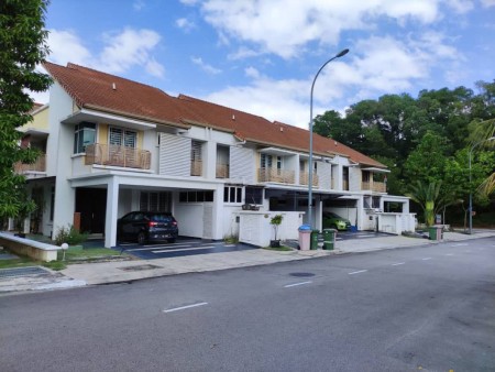 Terrace House For Sale at Precinct 14