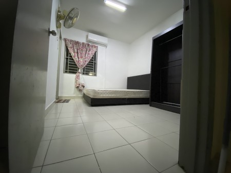 Apartment Room for Rent at Pangsapuri Danau Bayu