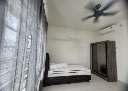 Condo Room for Rent at Puteri 8