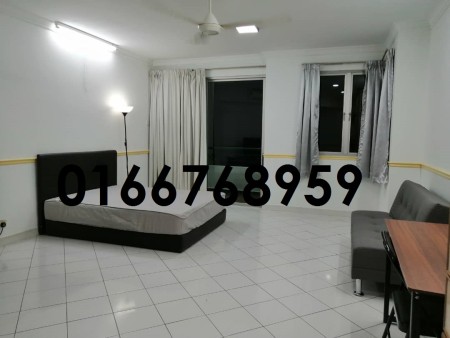 Condo For Rent at Riana Green