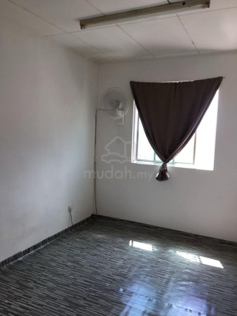 Apartment Room for Rent at Taman Kheng Tian