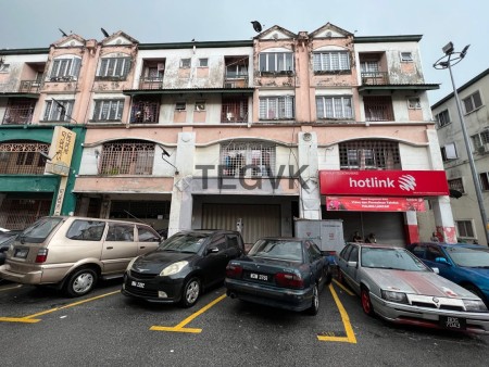 Shop For Sale at Bandar Bukit Tinggi