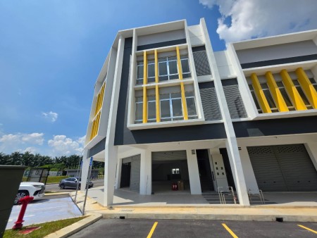 Shop Office For Rent at Bandar Tasik Puteri