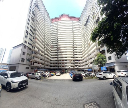 Apartment For Sale at Putra Ria Apartment