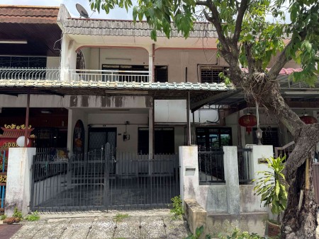 Terrace House For Sale at Taman Pengkalan Barat