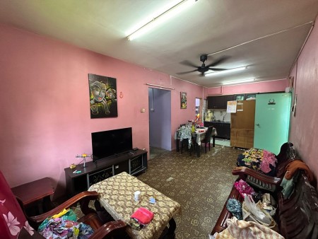 Apartment For Sale at Putra Permai Type A