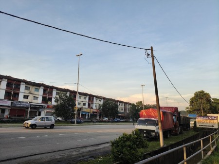 Shop For Sale at Taman Sentosa