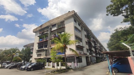Apartment For Sale at Taman Kosas