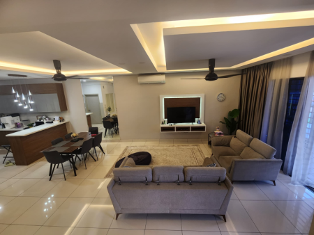 Terrace House For Sale at Elmina Valley 1